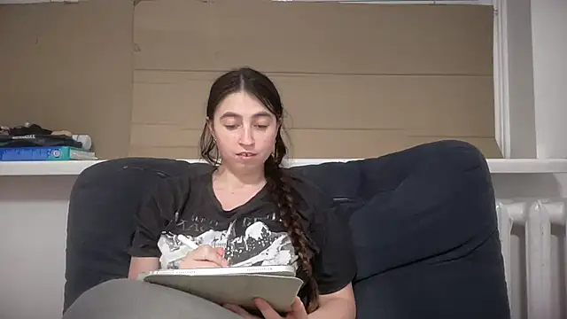 Aphr0ditee online show from July 2026 05:52:02 PM