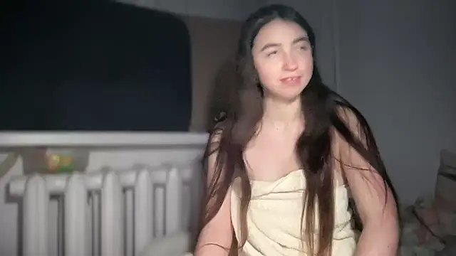 Snapshot of Aphr0ditee chatting on February 2026 03:21:02 PM Aphr0ditee online show from February 2026 03:21:02 PM