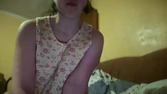 Aphr0ditee online show from June 2026 07:20:01 PM