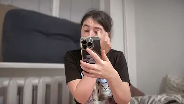 Snapshot of Aphr0ditee chatting on March 2026 06:04:02 PM Aphr0ditee online show from March 2026 06:04:02 PM