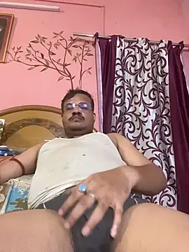 Snapshot of Saxymood1111 chatting on May 2026 08:26:01 PM Saxymood1111 online show from May 2026 08:26:01 PM