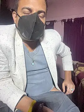 Saxymood1111 online show from December 2025 06:18:02 AM