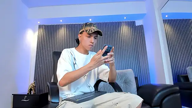 Bastthianxxx online show from November 2025 06:30:01 PM