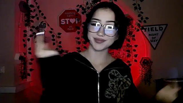 Sweeet Sss online show from November 2025 03:01:02 PM