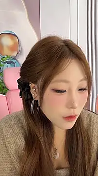 Snapshot of jiajia_z chatting on November 2025 02:17:01 PM jiajia z online show from November 2025 02:17:01 PM