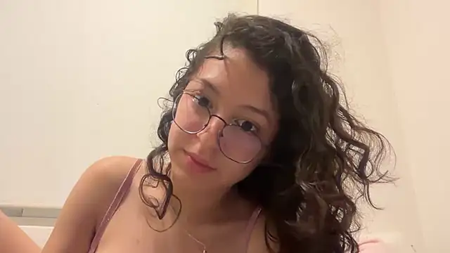 Alicatcua  online show from January 2026 03:02:02 AM