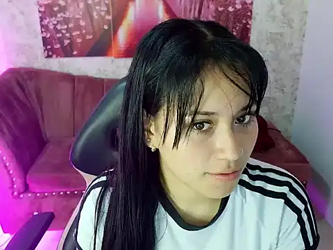 Snapshot of Sweet_queen_m chatting on November 2025 02:06:02 PM Sweet queen m online show from November 2025 02:06:02 PM