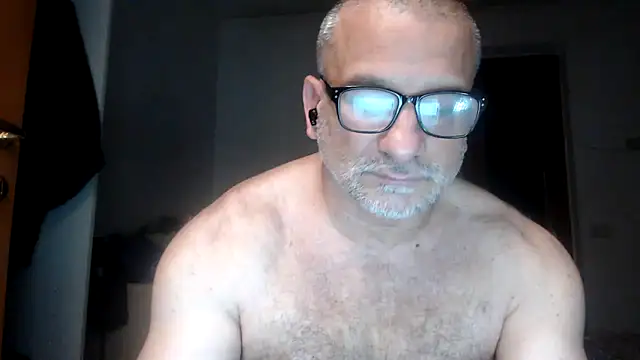 Snapshot of Mauro7788 chatting on June 2026 01:25:01 AM Mauro7788 online show from June 2026 01:25:01 AM