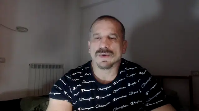 Mauro7788 online show from December 2025 12:41:01 PM