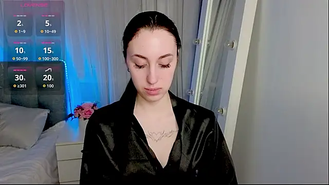 Snapshot of Miss__Linn chatting on February 2026 02:16:02 PM Miss Linn online show from February 2026 02:16:02 PM