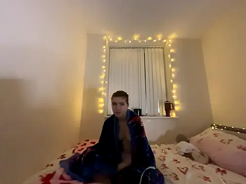 Snapshot of lucyx_xx chatting on December 2025 06:07:01 PM lucyx xx online show from December 2025 06:07:01 PM