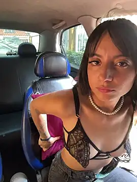 Mia fiire online show from February 2026 07:14:02 PM