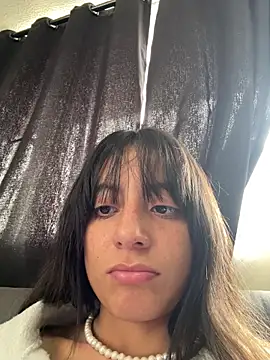 Mia fiire online show from February 2026 07:14:01 PM