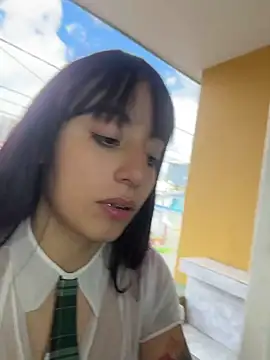 Mia fiire online show from May 2026 07:51:01 PM