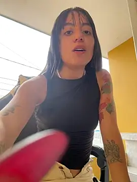 Mia fiire online show from March 2026 07:07:02 PM