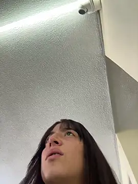 Mia fiire online show from April 2026 07:09:02 PM