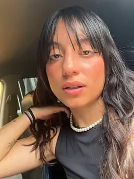 Mia fiire online show from February 2026 07:21:02 PM