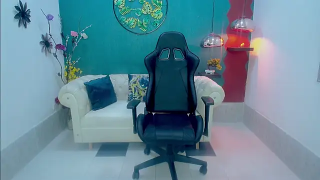 zahira1 online show from December 2025 08:04:02 PM