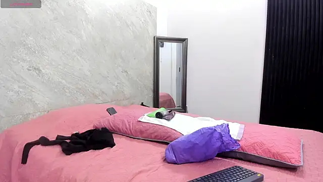 Snapshot of Bambi_10 chatting on November 2025 07:36:01 PM Bambi 10 online show from November 2025 07:36:01 PM