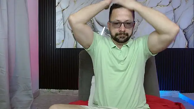 robert poison1 online show from December 2025 06:34:02 PM