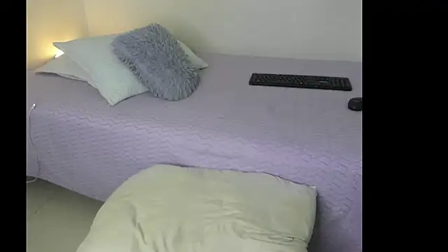 violetaebony online show from January 2026 11:52:02 PM