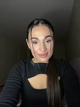 MonikaSi online show from December 2025 07:52:02 PM