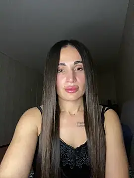 MonikaSi online show from December 2025 05:59:02 PM