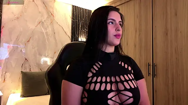 ChloeHolmes online show from July 2026 10:25:01 AM