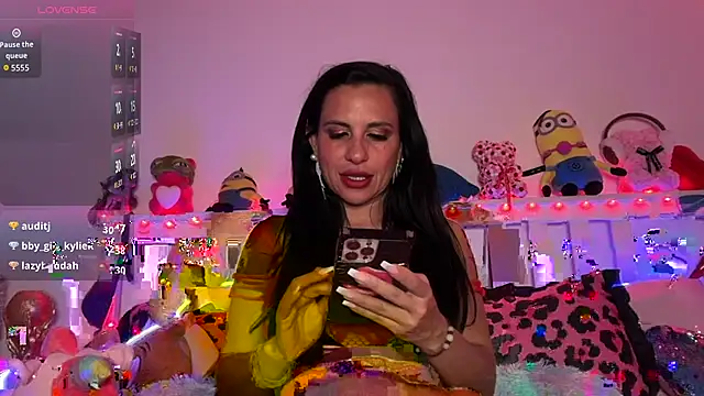 latinalightt online show from November 2025 02:23:01 AM