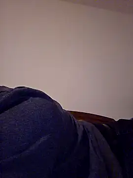 Snapshot of Twinky2007 chatting on December 2025 08:50:01 PM Twinky2007 online show from December 2025 08:50:01 PM