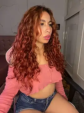 PrettyChloe  online show from May 2026 06:59:01 PM