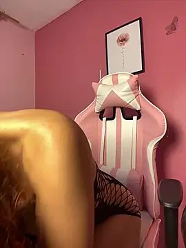 PrettyChloe  online show from May 2026 07:25:02 PM