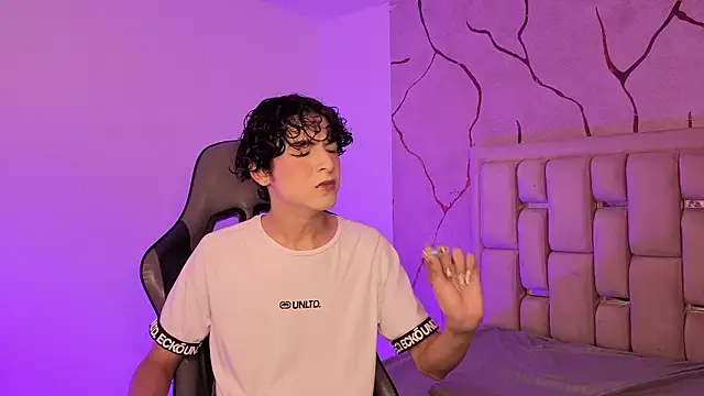 SthepanodiMonaco online show from February 2026 08:31:02 PM