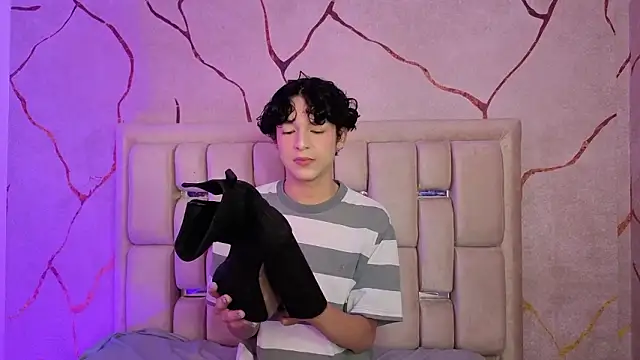 SthepanodiMonaco online show from February 2026 08:53:02 PM