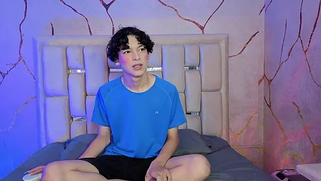 SthepanodiMonaco online show from March 2026 03:18:01 AM