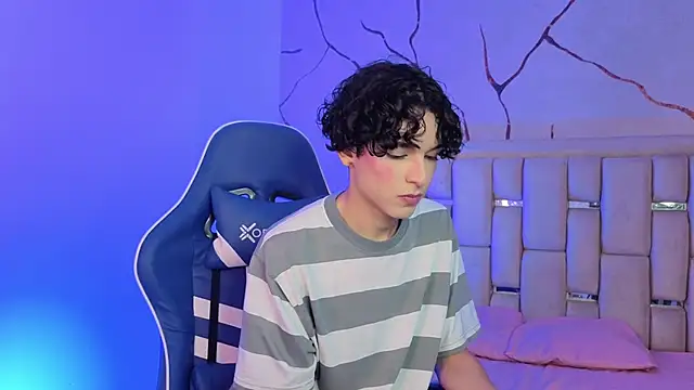 SthepanodiMonaco online show from April 2026 03:19:01 AM