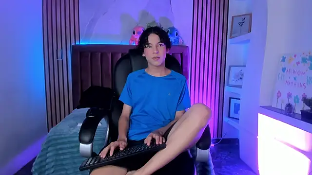 SthepanodiMonaco online show from April 2026 03:20:02 AM