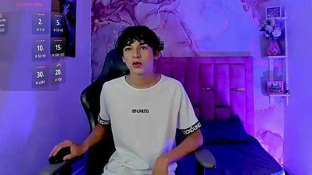 SthepanodiMonaco online show from February 2026 08:49:02 PM