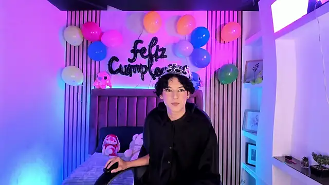 SthepanodiMonaco online show from April 2026 03:13:02 AM