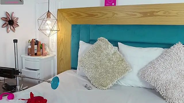 Kassandra xxx online show from March 2026 05:44:02 PM