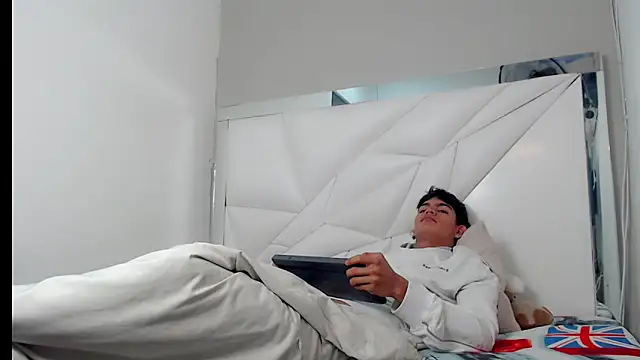 Lil babyyy  online show from December 2025 03:50:01 AM