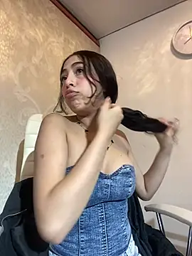 MiaScott Pink online show from January 2026 01:01:02 AM