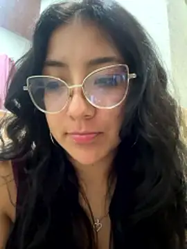 Dafne se online show from January 2026 12:39:02 AM