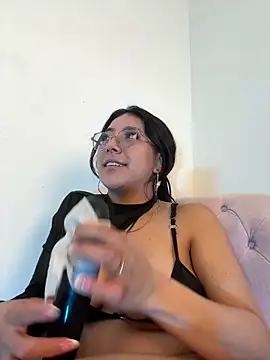 Dafne se online show from December 2025 11:52:02 PM