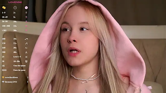 AunclreaVache online show from March 2026 12:32:02 PM