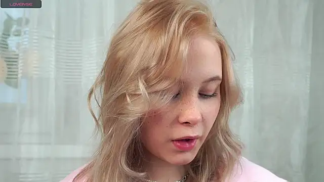 AunclreaVache online show from March 2026 11:11:02 AM