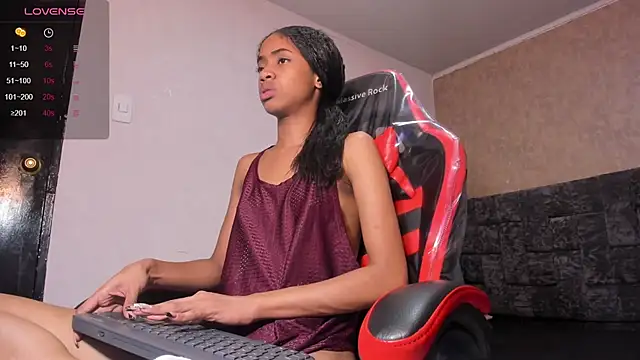 Brizza H033 online show from February 2026 09:14:01 PM