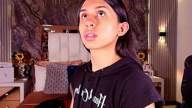 Snapshot of Caroline_foster1 chatting on March 2026 12:06:02 PM Caroline foster1 online show from March 2026 12:06:02 PM