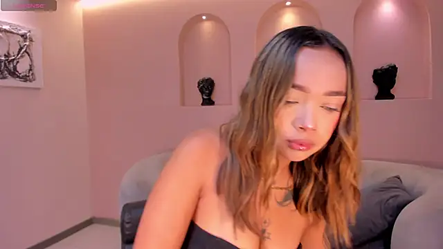 AmbarOwens online show from December 2025 04:45:01 AM