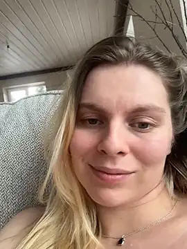 d0uble trouble online show from February 2026 11:06:01 AM